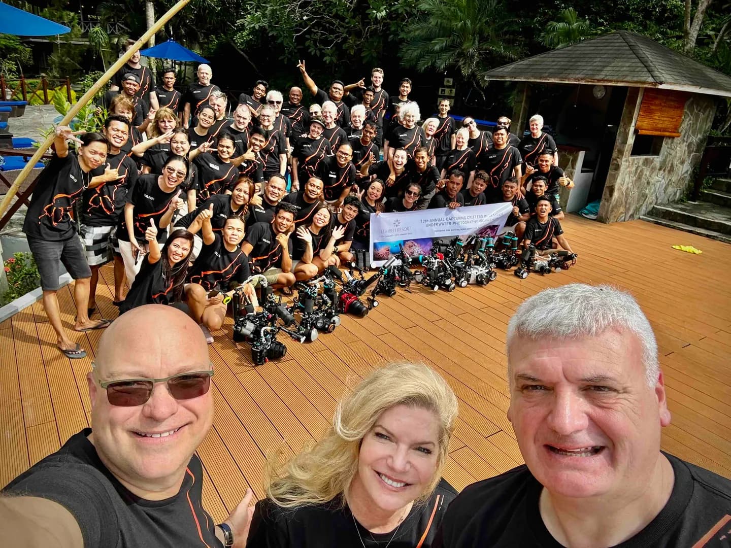 CCiL 2025 Group Selfie