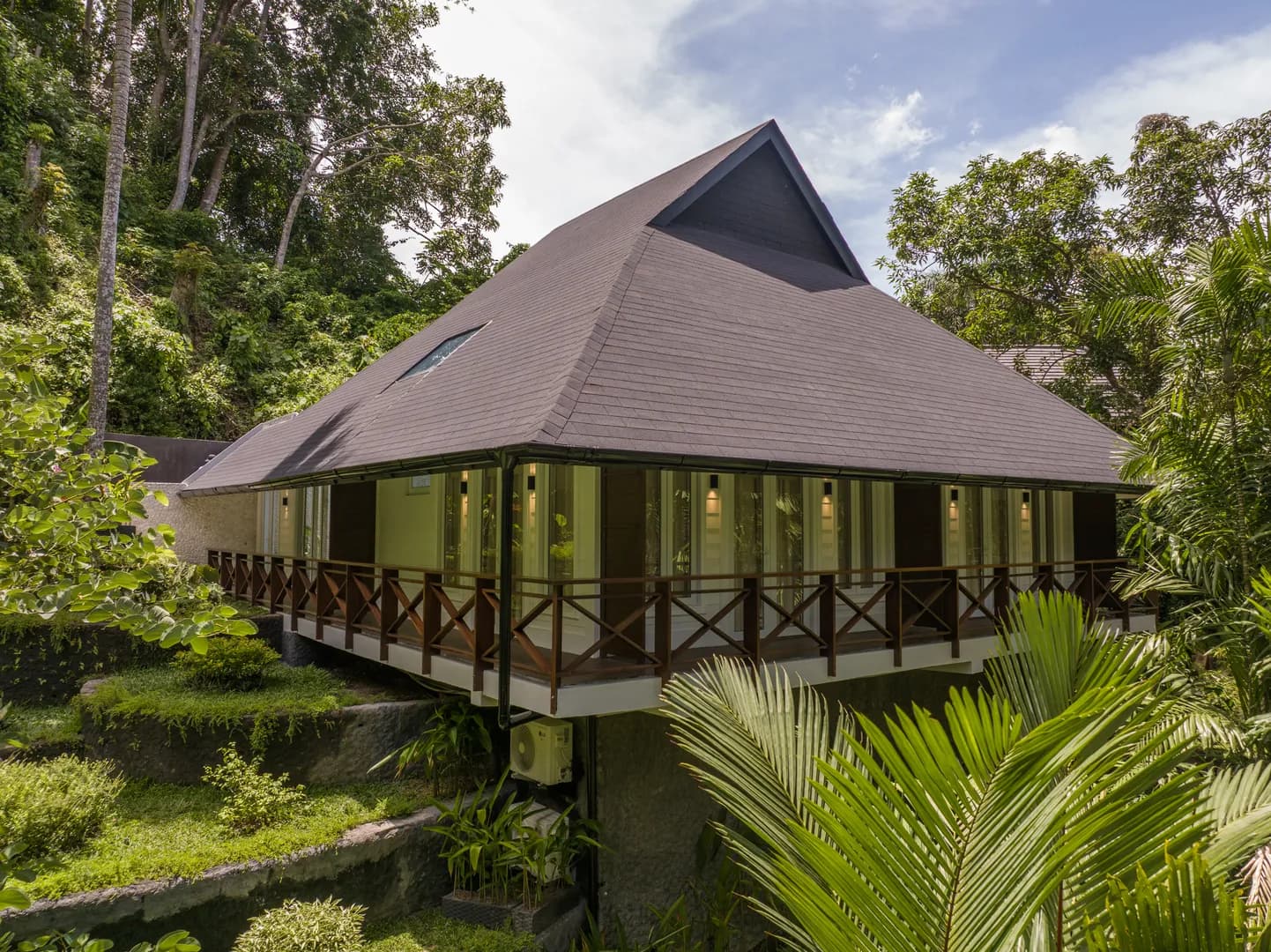 Lembeh Resort Spa