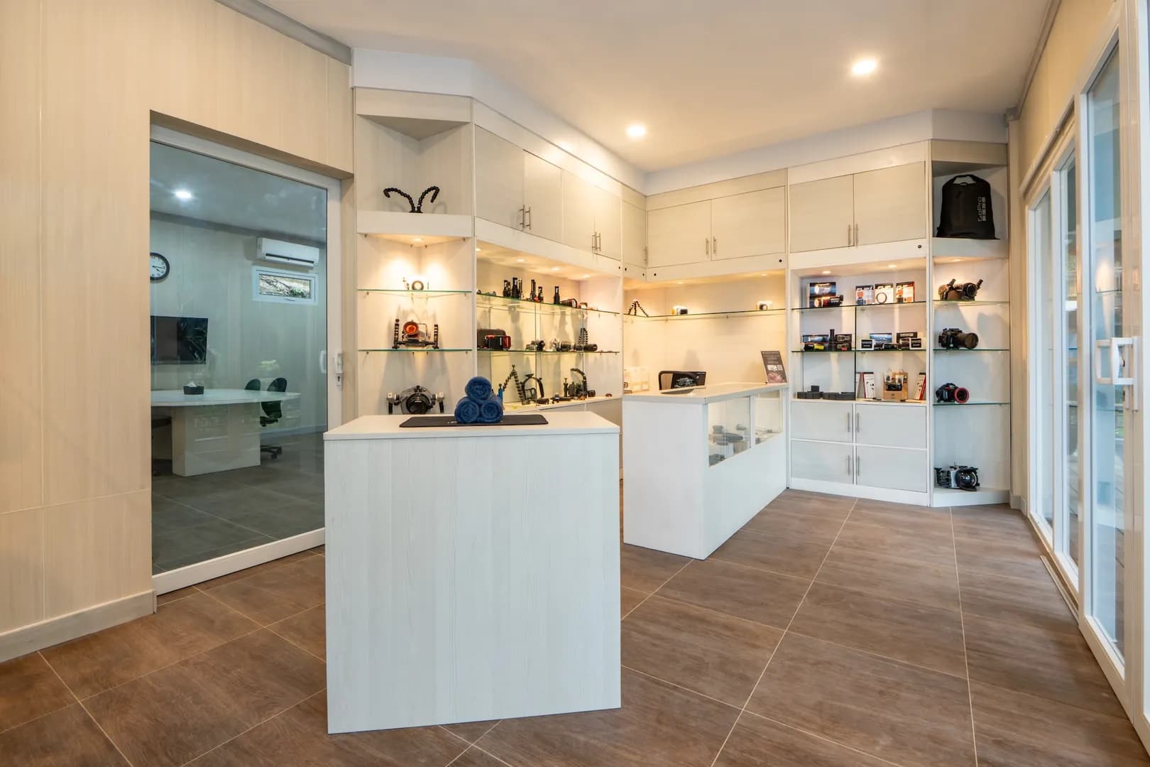 Lembeh Resort Photo Center